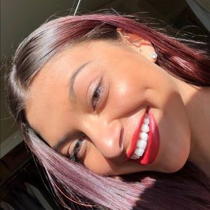 Meet your Posher, Sydney